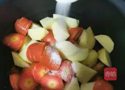 Illustration of Braised Pork and Potatoes 7