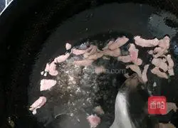 Illustration of how to stir-fry shredded pork with shredded king oyster mushrooms 5