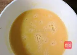 Illustration of how to make scrambled eggs with mushrooms 5