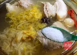 Pork-killing vegetables - pork belly and blood sausage stew Illustration of how to make sauerkraut 8