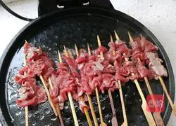 Illustration of homemade mutton skewers 4