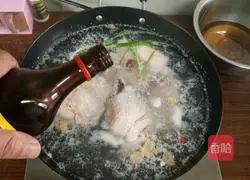 Illustration of how to make twice-cooked pork with green garlic 1