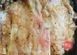 Illustration of how to make chicken breasts with black pepper sauce 5