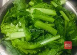 Illustration of how to make Spring Vegetables, Meatballs and Bean Curd Stick in Pot 1