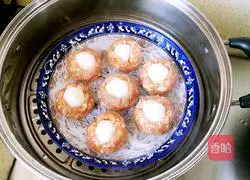 Illustration of how to make vermicelli meatballs stuffed with winter melon 8