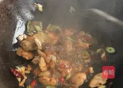 Illustration of the home version of chicken stew 6