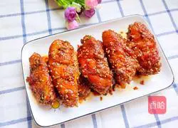 Illustration of how to make spicy and crispy chicken wings 1