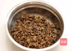 Illustration of how to make pork with pickled vegetables 12