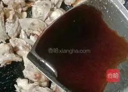 Illustration of how to braised duck with winter melon in a rice cooker 9