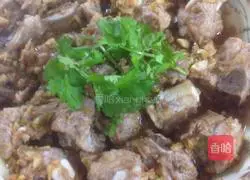 Illustration of how to make steamed pork ribs with sand tea sauce 11