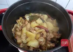 Illustration of Braised Pork and Potatoes Recipe 25