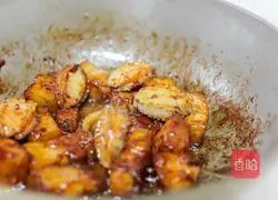 Illustration of how to make abalone braised pork 8