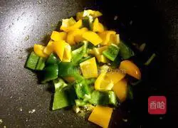 Illustration of how to make scrambled eggs with colored peppers 6