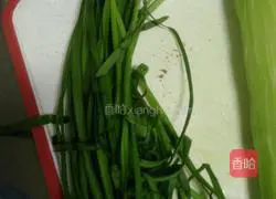 Illustration of how to make lettuce and chives 2