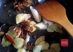 Illustration of how to make soy sauce bones 9