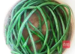 Illustration of how to make Panlong meatballs 3