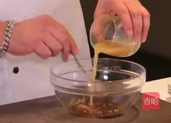 Illustration of how to make braised New Zealand lamb chops with vegetables and rice 1