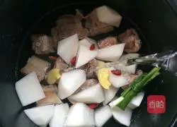 Illustration of how to make radish braised pork ribs 9