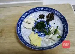 Illustration of how to make sweet and sour pork ribs 1