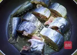 Illustration of braised Spanish mackerel 2