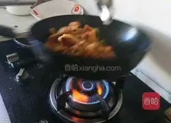 Illustration of how to make pot pork 5