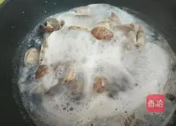 Illustration of how to make stir-fried flower armor 1