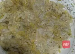 Illustration of how to cook pork belly and sauerkraut stew 4