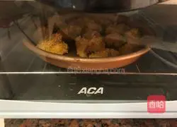 Illustration of how to make golden pork cubes 9