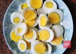 Illustration of how to make money eggs 3