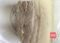 Illustration of how to make garlic white meat 10