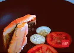 Illustration of how to make dry-fried salmon 5