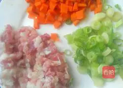 Illustration of how to make roasted pork and diced beans 3