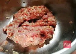 Illustration of how to make five-spice meatloaf 5