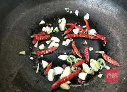 Illustration of how to cook beef with potatoes 6