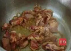 Illustration of how to make fried pork slices with broccoli 3