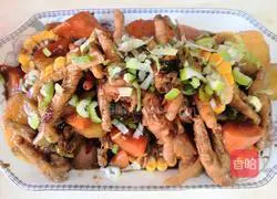 Illustration of how to make braised chicken feet with potatoes and carrots 13