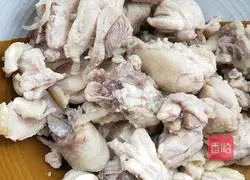 Illustration of how to make fried chicken with potatoes 7