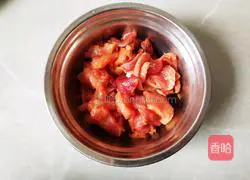 Illustration of how to make fried pork with pepper 4