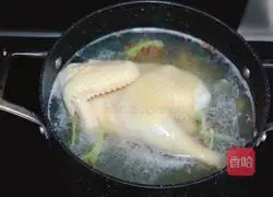 Illustration of how to make white-cut chicken 3