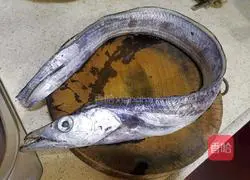 Illustration of how to make sweet and sour hairtail 1