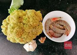 Broccoli Illustration of how to make fried shrimps 2