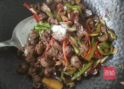 Illustration of how to stir-fry pigeon liver 11