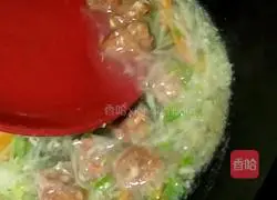 Illustration of how to make shrimp meatballs 7