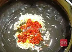 Illustration of how to make boiled pork slices 6