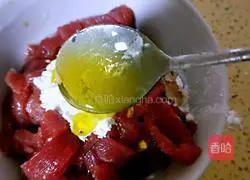 Illustration of how to make fried beans and shredded pork 7