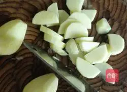 Illustration of how to make curry potato chicken wings 3