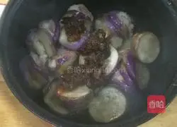 Illustration of Stuffed Eggplant 8