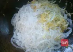 Illustration of how to make pickled vegetable powder 7