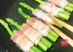 Illustration of American bacon-fried asparagus 5