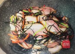 Sichuan - Illustration of Stir-fried Bacon with Walnut Flowers 12